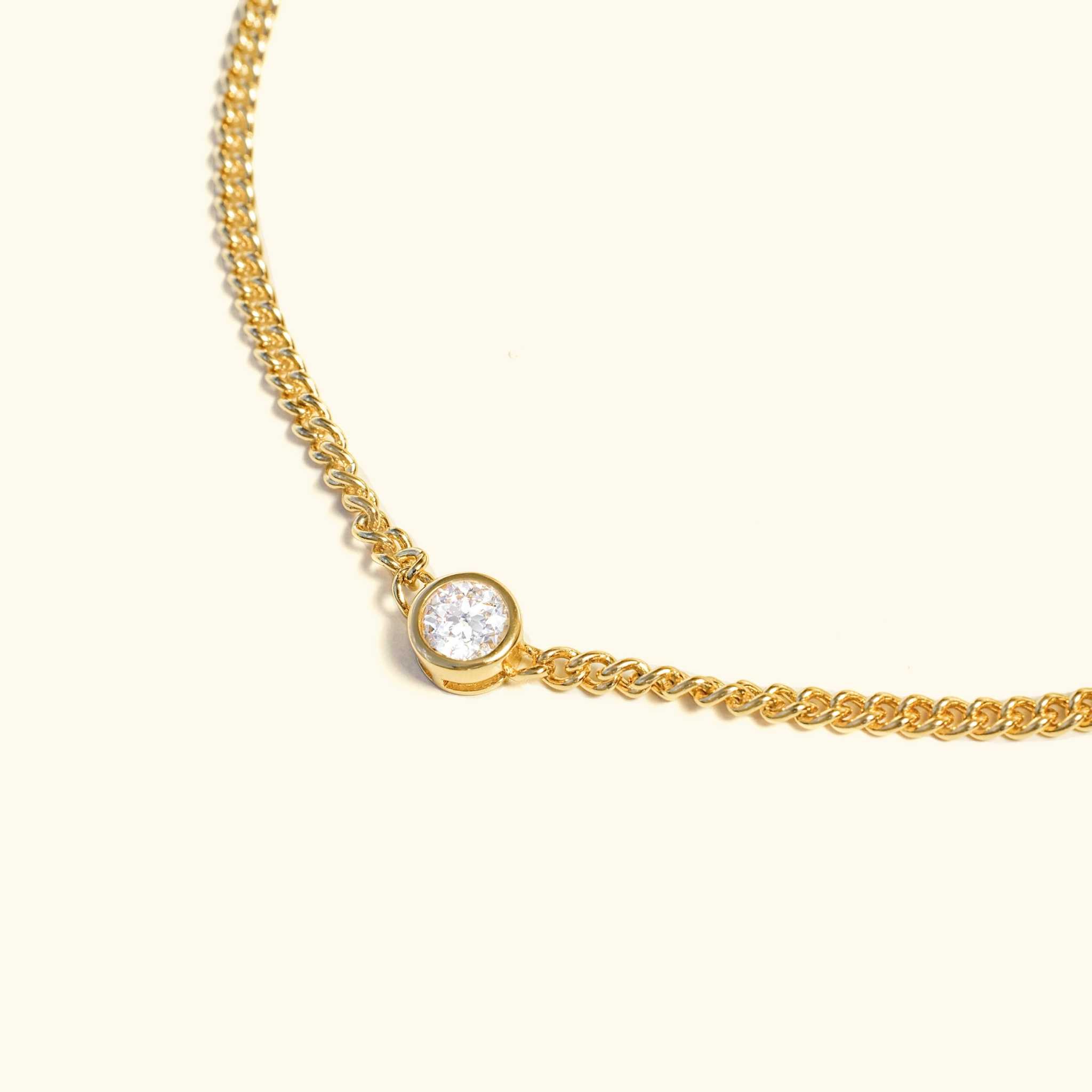 สร้อยโชคเกอร์คริสตัลมาดอนน่า (Madonna Choker)