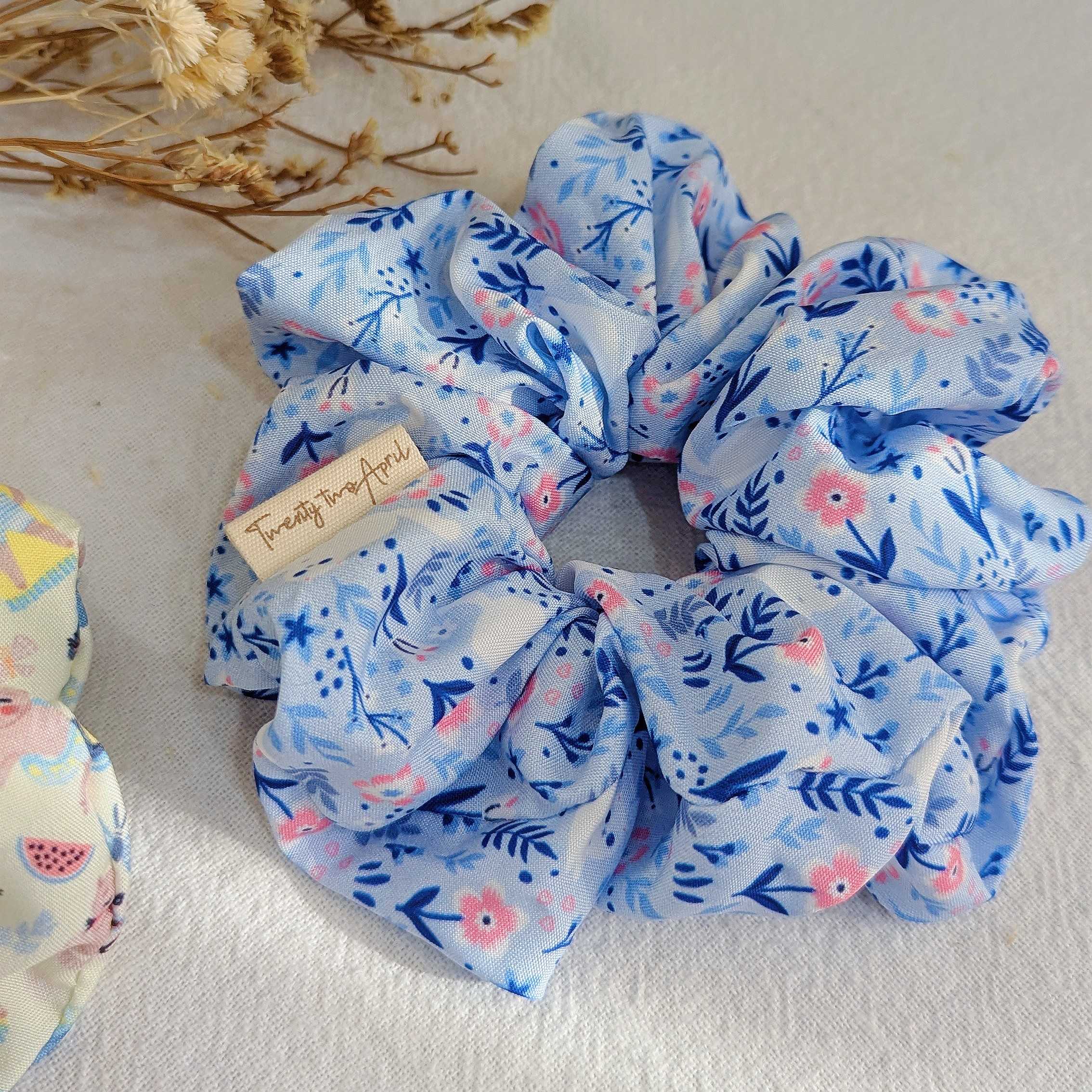 Flower Scrunchie ยางมัดผม (No.31)