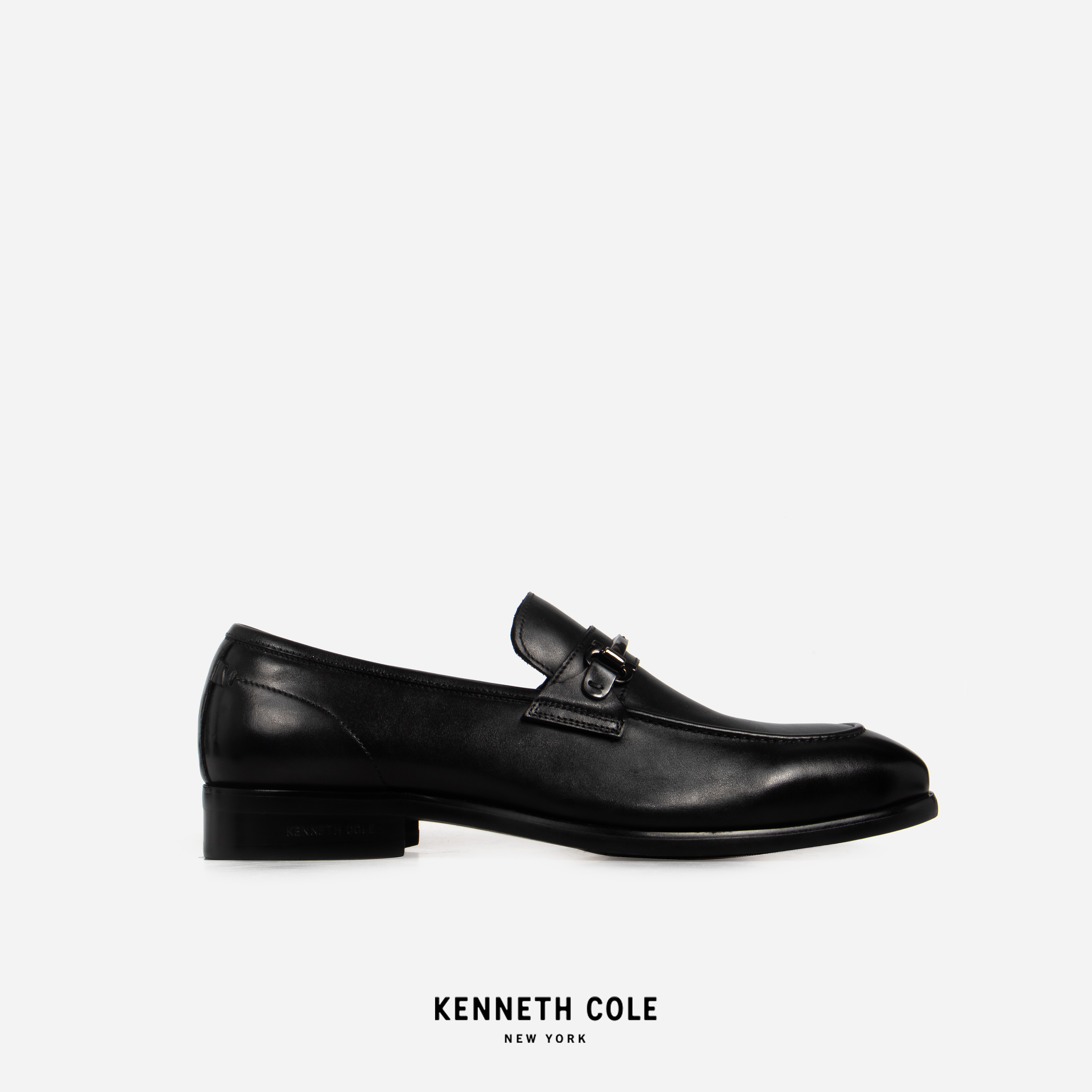 KENNETH COLE รองเท้าลำลองผู้ชาย รุ่น CALMAN BLACK สีดำ ( CAS - RS44059LE-001 )