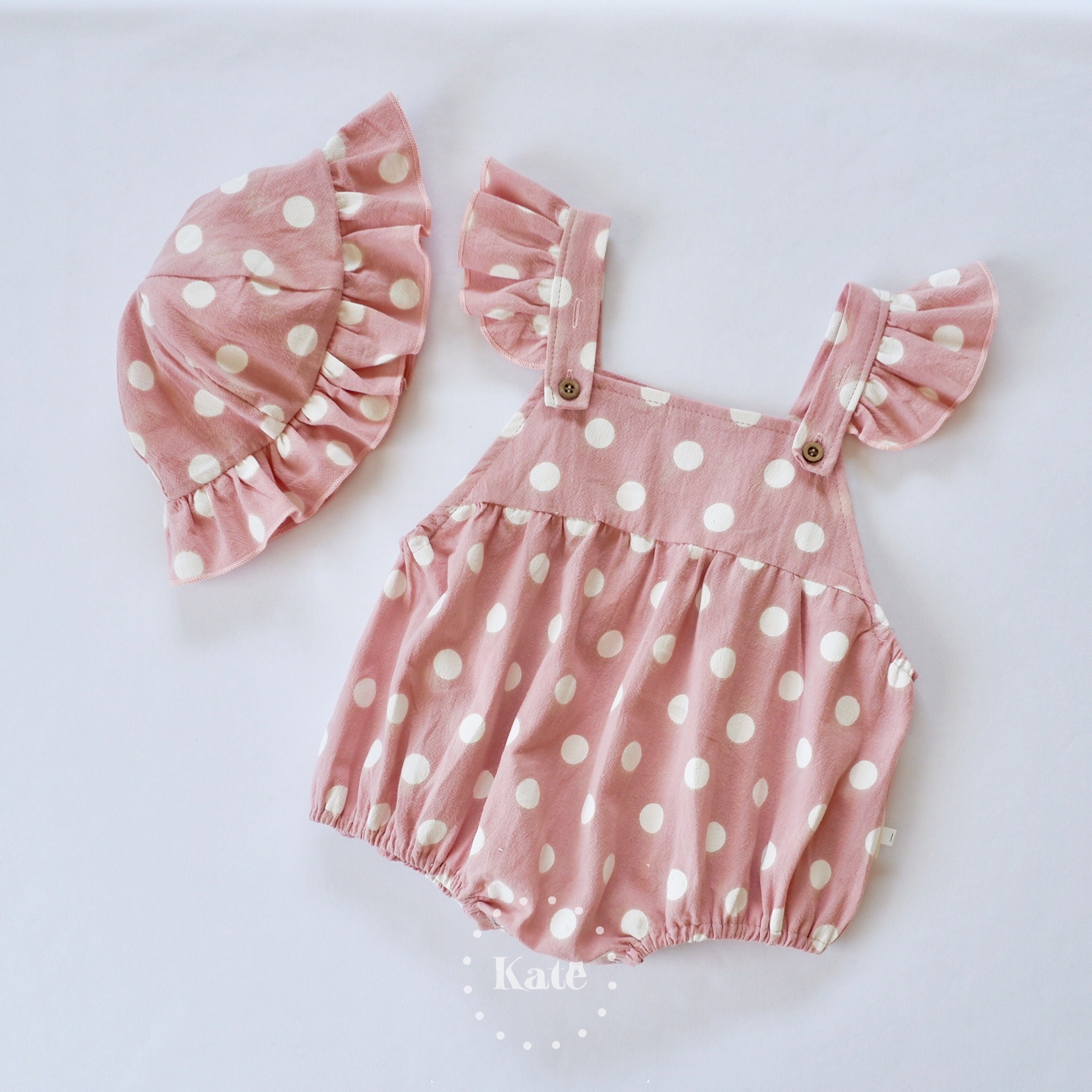 Polka dot lunla ⚪️⁣💖  (2 pcs.)  