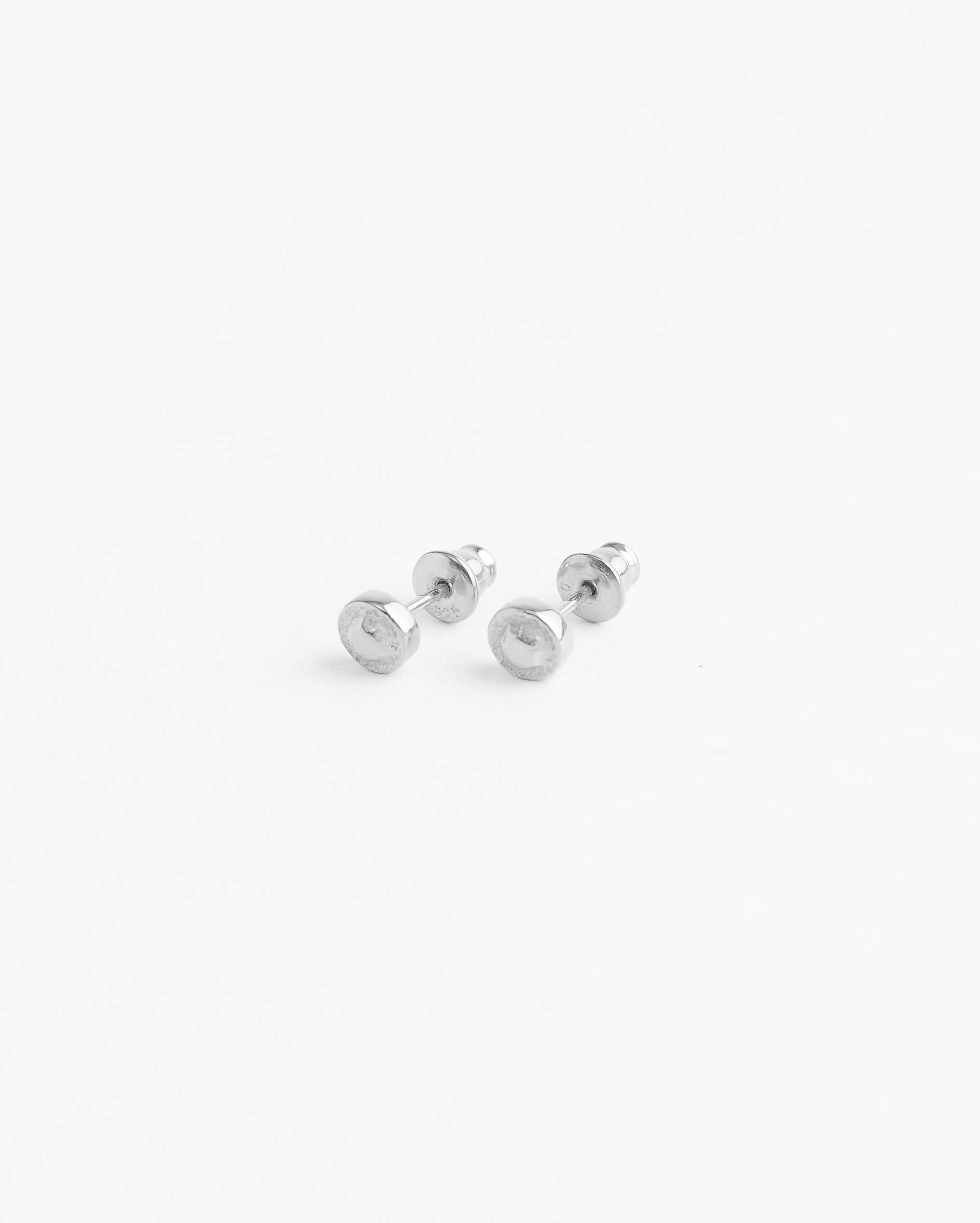 Theo Studs (Silver)