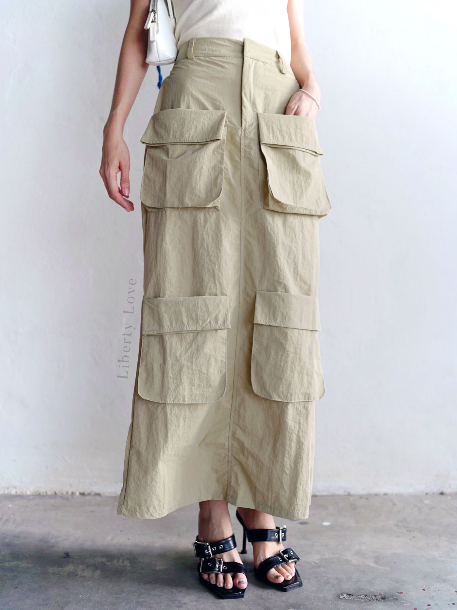5044#5 khakhi Nylon skirt 