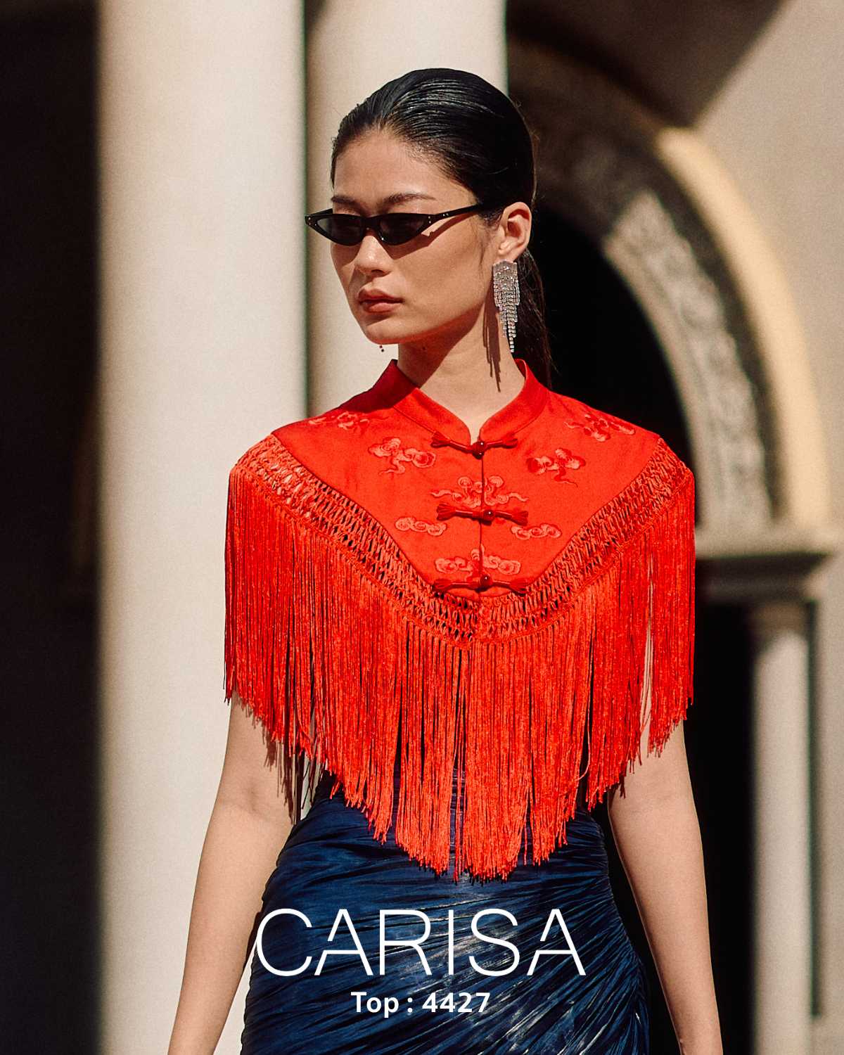 [4427] เสื้อคลุมไหล่ คอจีน กระดุมหน้า ปักลายเมฆ พร้อมด้วยด้ายญี่ปุ่นถักลาย ยาวถึงช่วงเอว