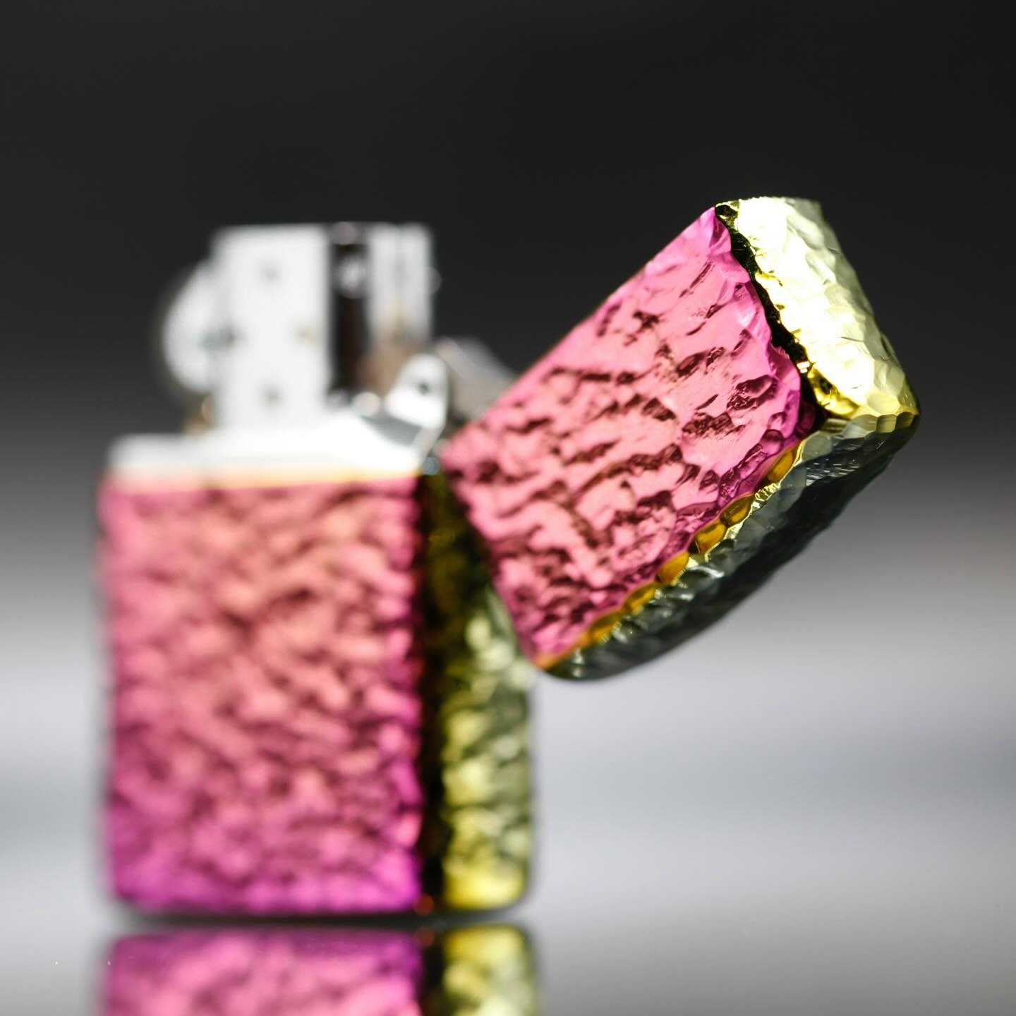 Zippo ไฟแช็กรุ่น ZJP0139 Zippo Armor Hammer Tone (TiVR)