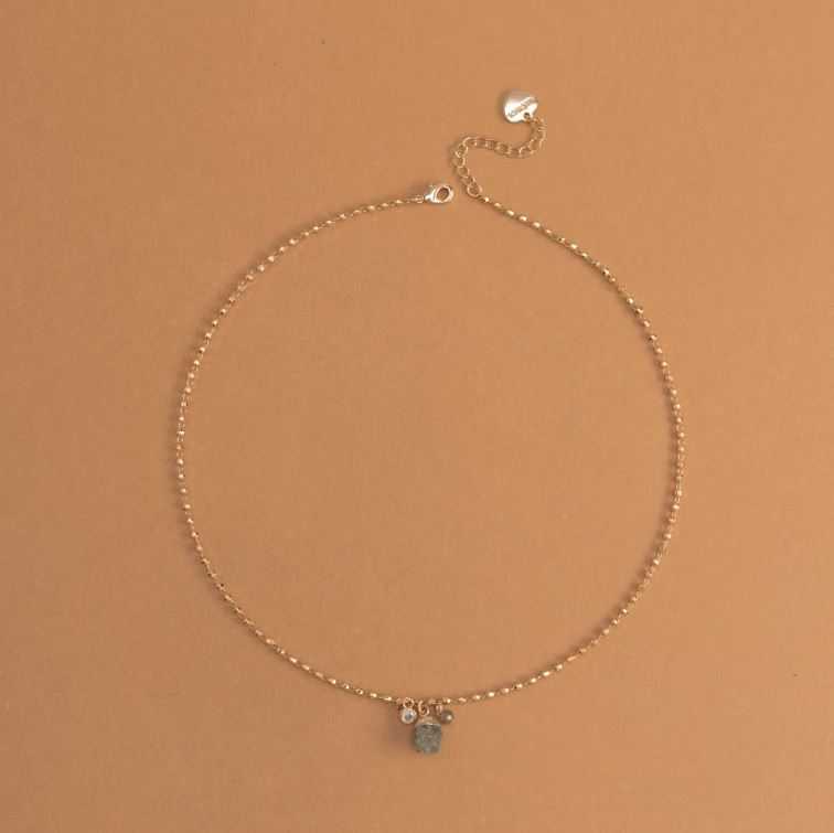 PERIDOT BIRTHSTONE PENDANT NECKLACE