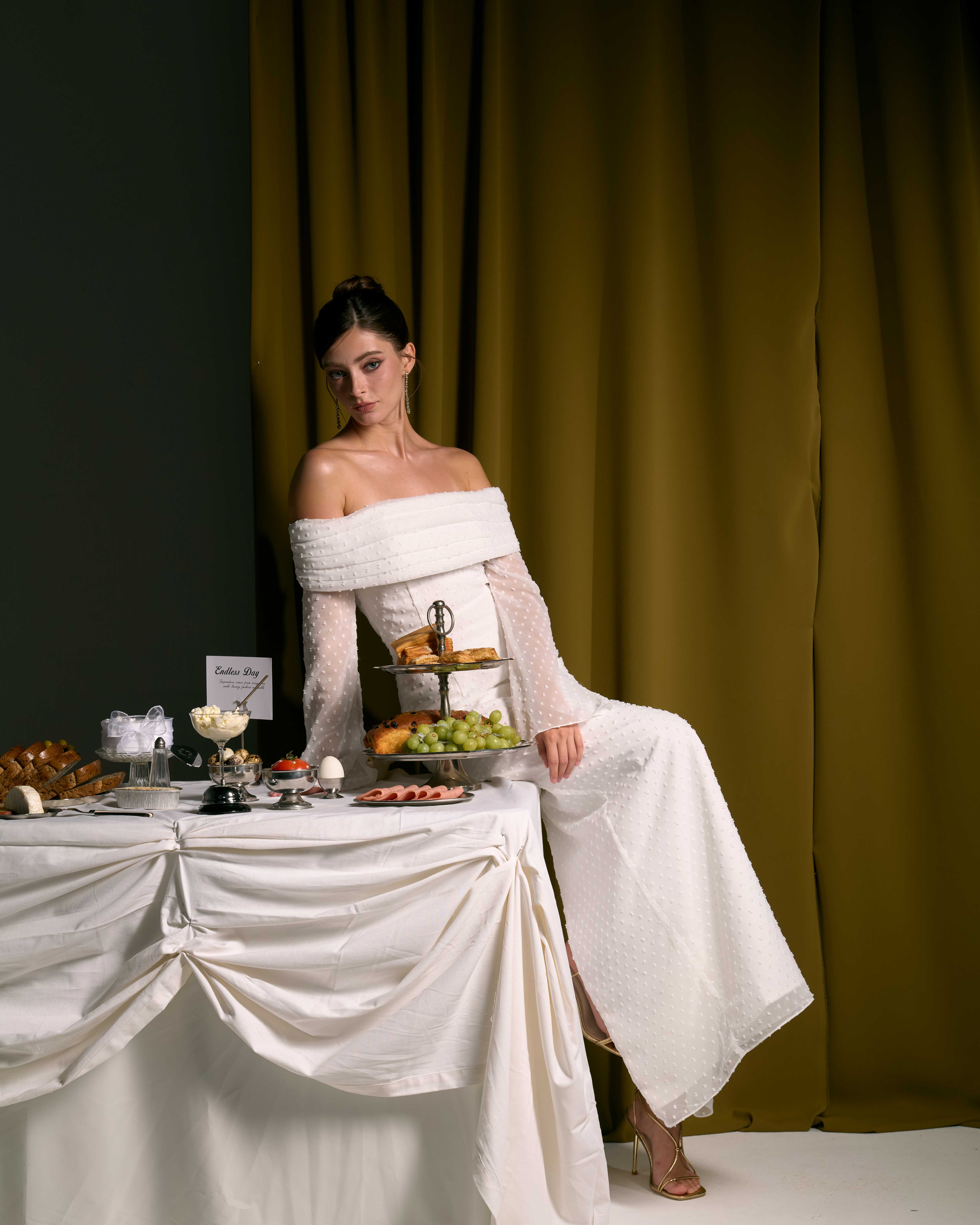 Exclusive Aurora Dress - เดรสปาดไหล่ยาวผ้าชีฟองปักจุด