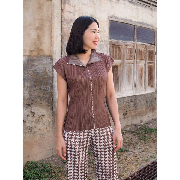 2MUAY รุ่น GJO1514-9 พลีทคุณภาพ COLLAR SHINORI-TRIM PLEATED TOP 3 สี FREE SIZE