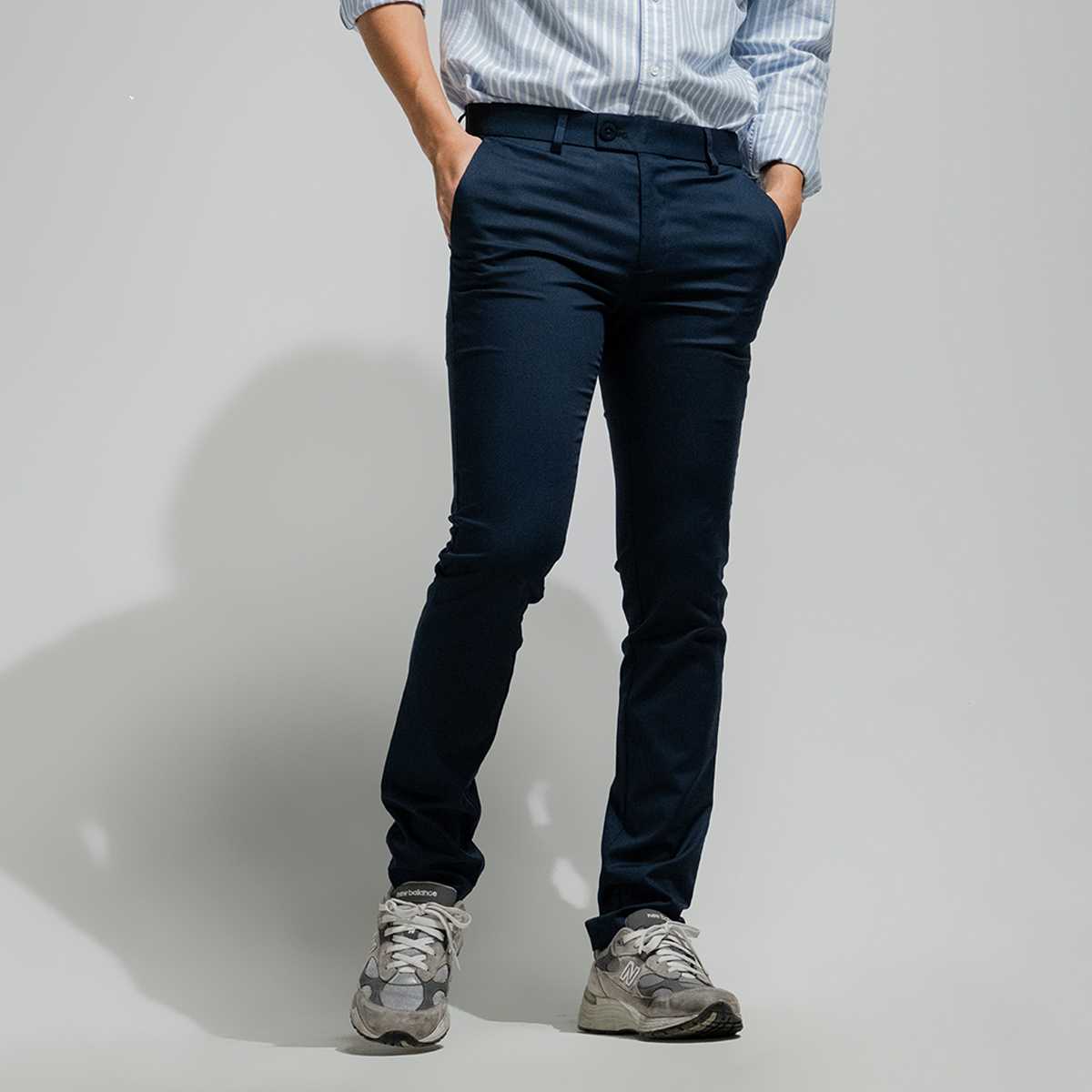 Workday University - R สี Dark Blue