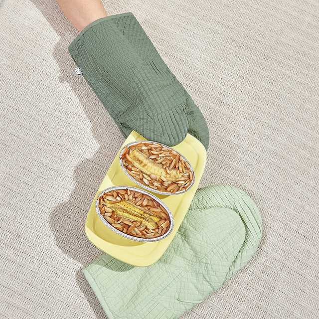 Cotton Pintuck Single Oven Glove - GV-SN21071