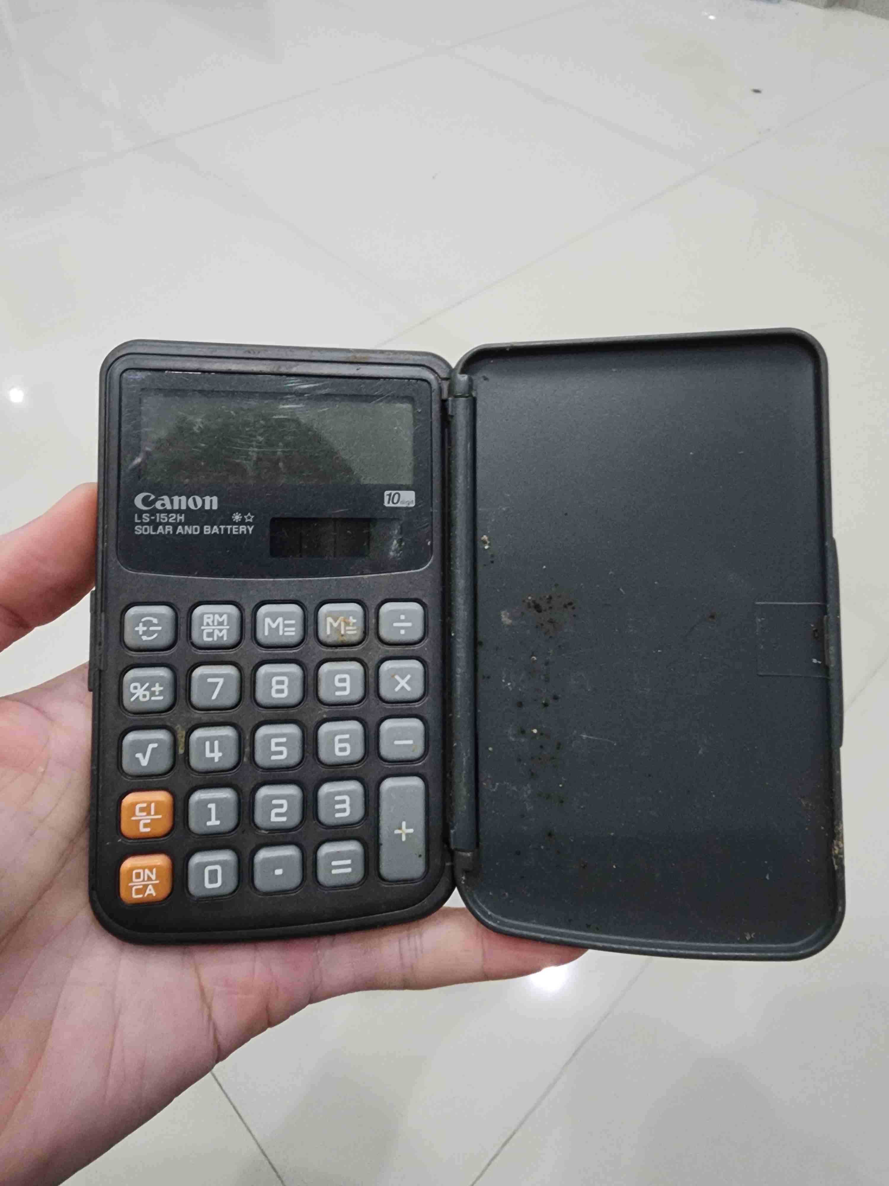 เครื่องคิดเลข ยี่ห้อ CANNON  เก่าเก็บเดิมๆ สวยหายาก รุ่นเก่า ขายตามสภาพ พร้อมส่ง