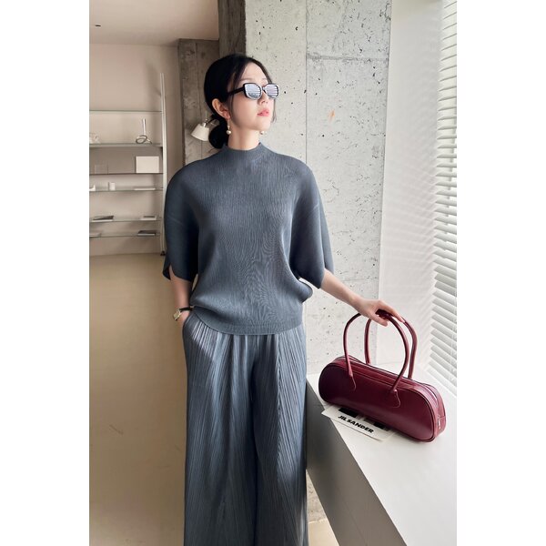 ปรับราคาลง!! 2MUAY GJO5003 เสื้อพลีทคุณภาพ BAT SLEEVE PLEATED TOP 10 สี FREE SIZE