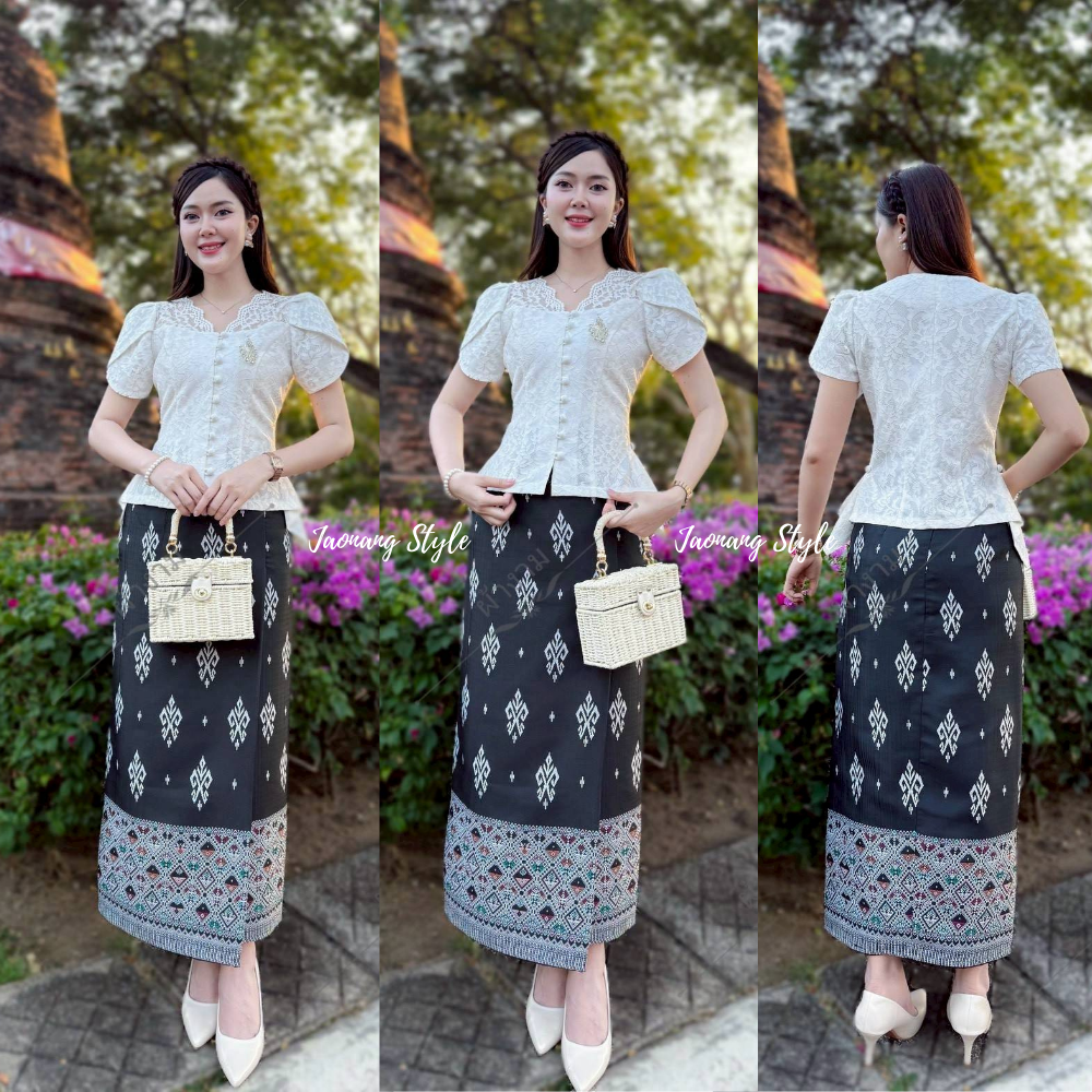 ผ้าถุงสำเร็จ ลายไทยเชิงประยุกต์ เนื้อผ้าไหมแกมฝ้ายทอลาย ใส่ไปงานบุญหรืองานมงคล สวยมาก