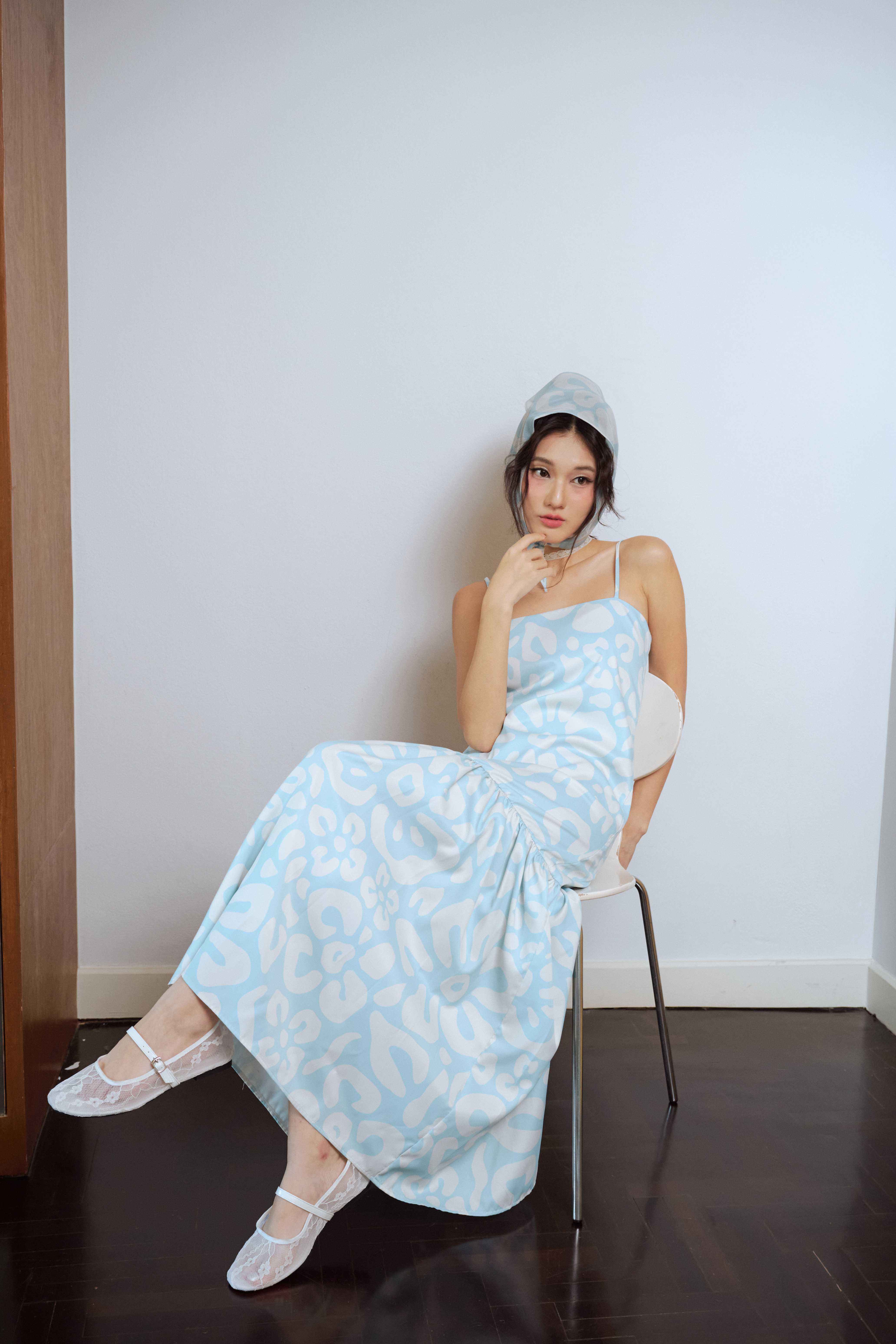 Aunchadabrand - Pamelia dress เดรสสายเดี่ยวพิมพ์ลาย