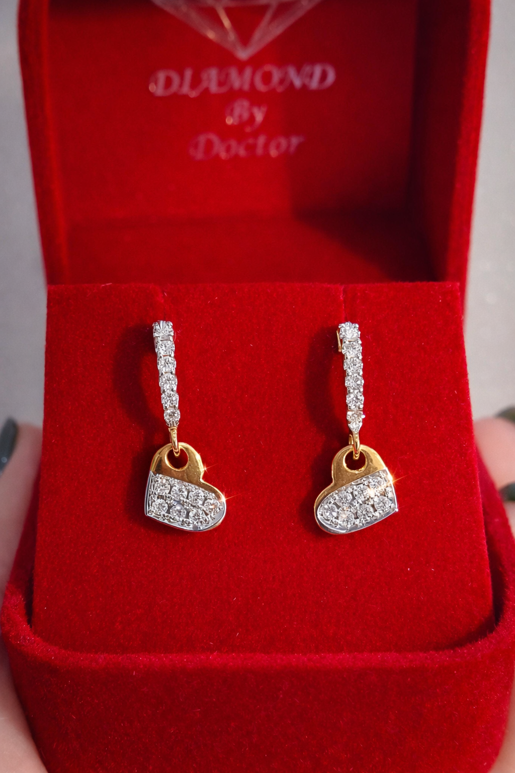 ต่างหูตุ้งติ้งหัวใจ 0.40 ct