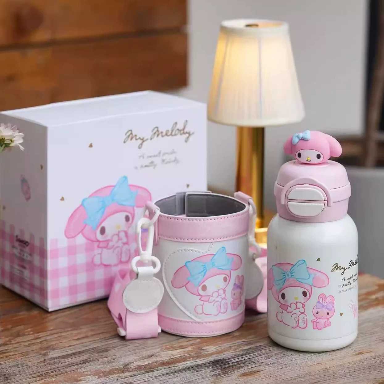 Preorder12-15วัน -(ลิขสิทธิ์แท้) Sanrio เก็บร้อนเย็น พร้อมกระเป๋า /ขนาด600ml