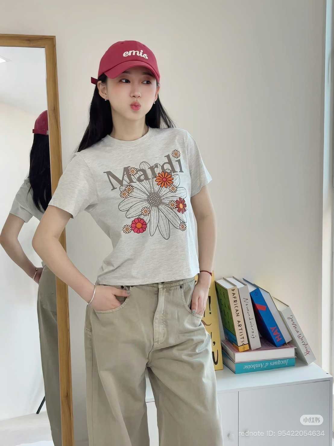 ขายดี⭐ เสื้อ Mardi Slim T-shirt Blossom  เสื้อยืดรุ่นสลิม สีครีม สีเทา สีกรม สีดำ สี oatmeal