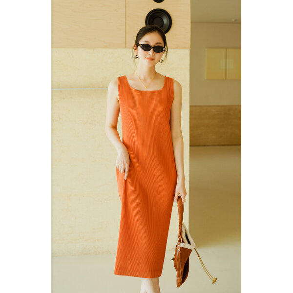 2MUAY รุ่น GJO5266 เดรสพลีทคุณภาพ THICK SLEEVELESS SQUARE NECK PLEATED DRESS 8สี FREE SIZE