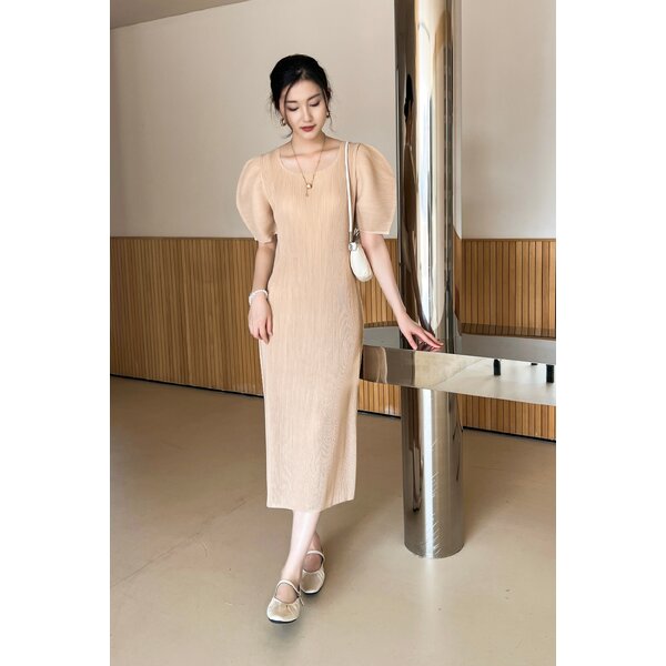 ปรับราคาลง20%!! 2MUAY รุ่น GJO1656 เดรสพลีทคุณภาพ THICK SQUARE NECK SHORT SLEEVE PLEATED DRESS 9ส...