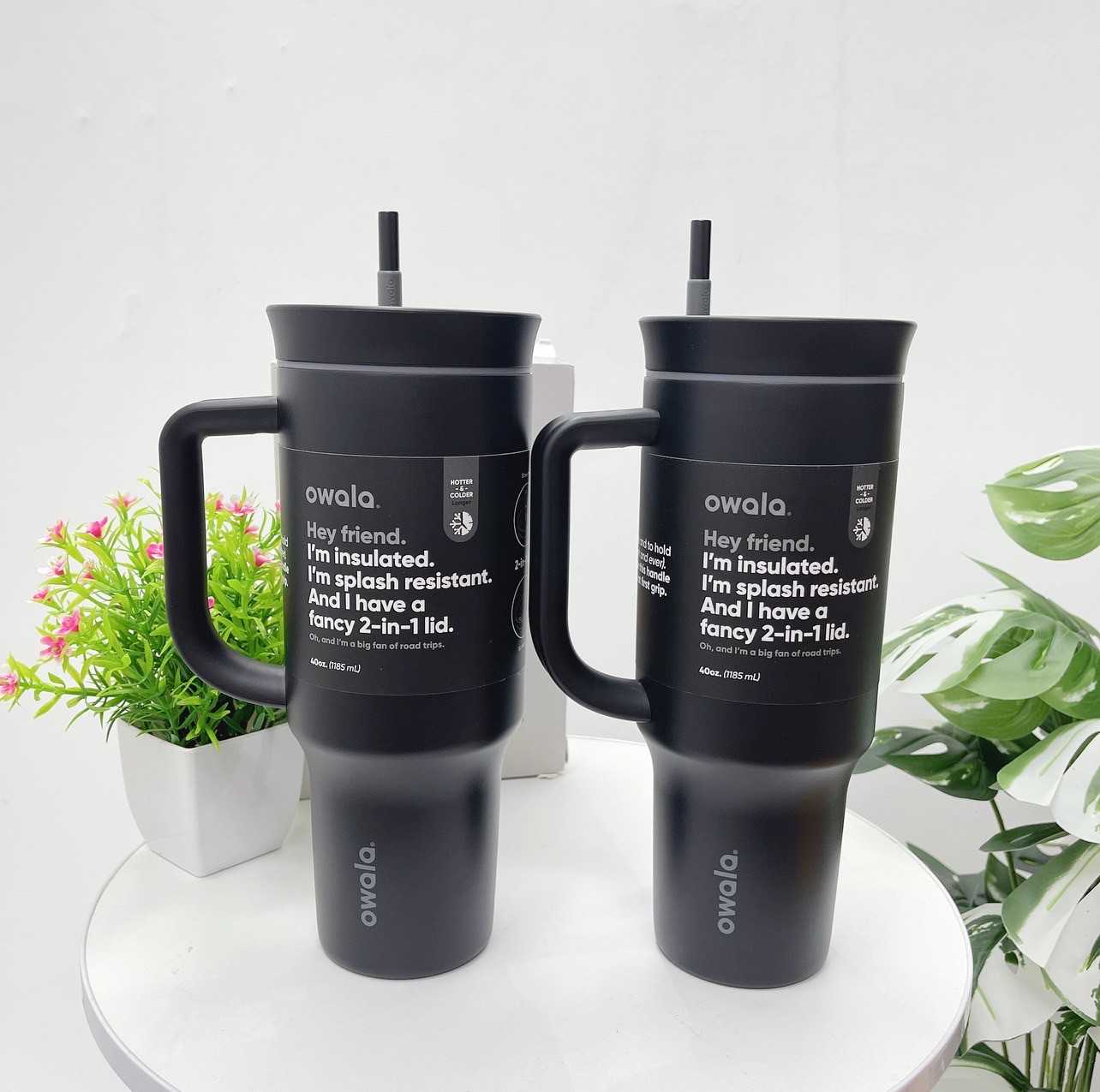 Owala Tumbler 40oz (Very Dark)