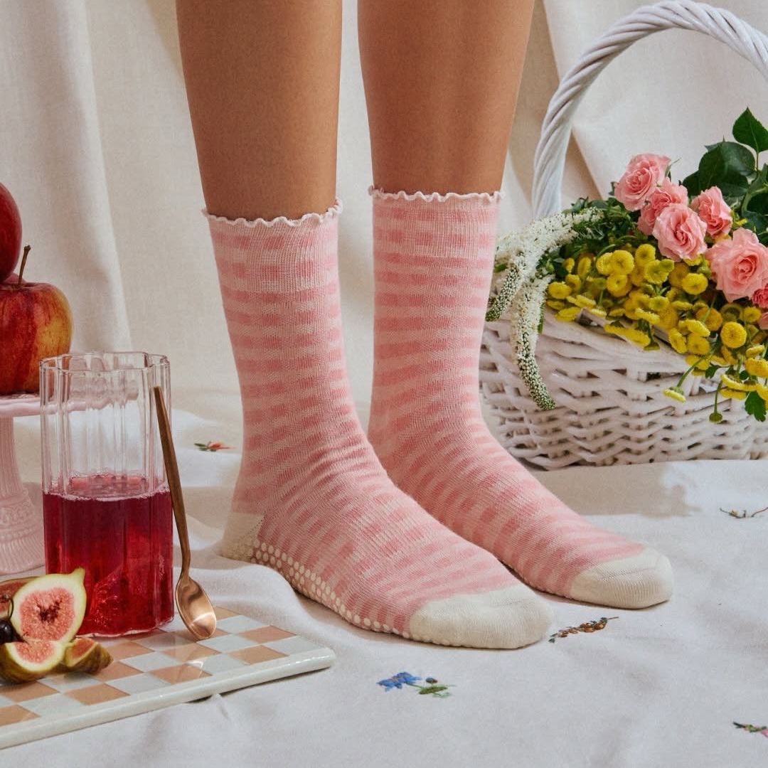 Crew Grip Socks - Gingham Frill Rose