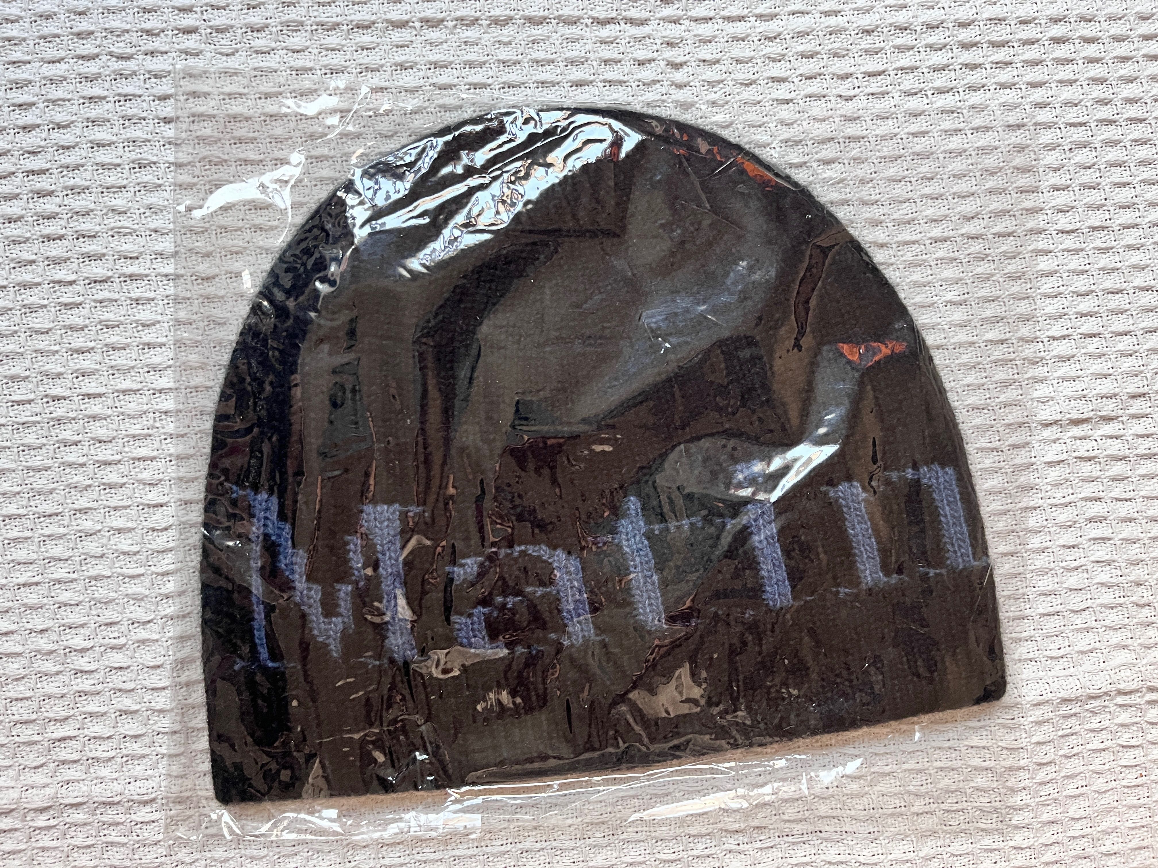 พร้อมส่ง แท้ Matin kim logo jacquard short beanie black blue บีนนี่ไหมพรมสีดำ