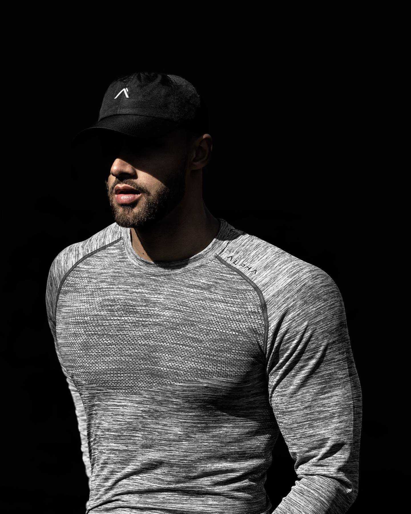 เสื้อแขนยาว ALPHA #3 ผ้าคอตตอนยืดผสมไลคร่า ใส่ออกกำลังกาย ไม่อมเหงื่อ ผ้านิ่มใส่สบาย ระบายอากาศดี