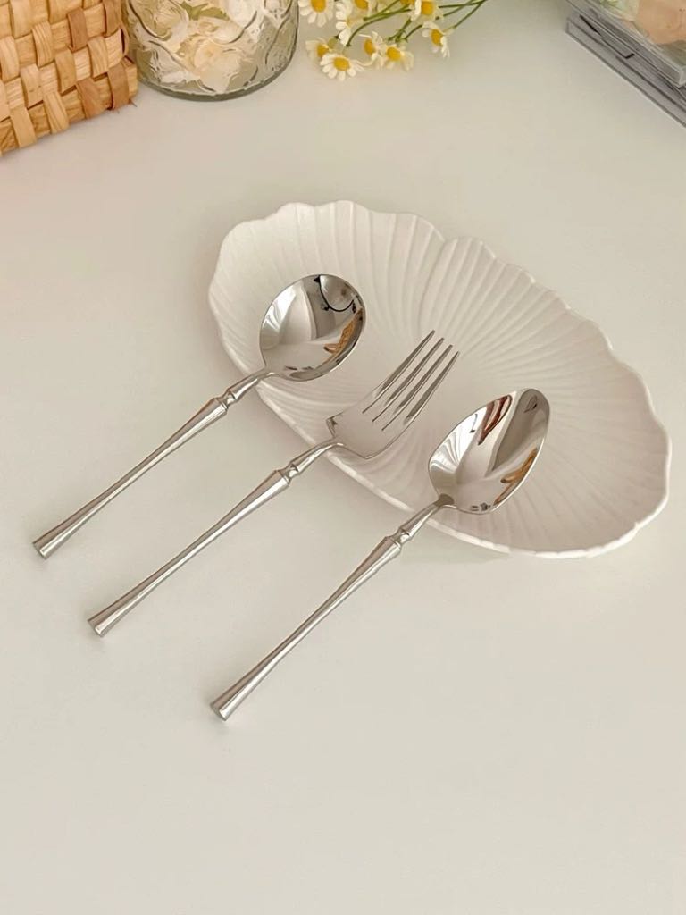 ช้อนส้อมสไตล์หรู Twinnies Decor