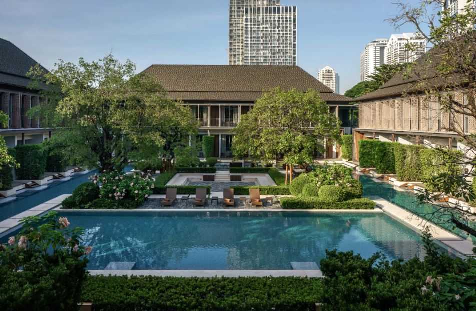 Villa Deva Bangkok กรุงเทพ ห้อง Deluxe Pool View พร้อมอาหารเช้า 2 ท่าน