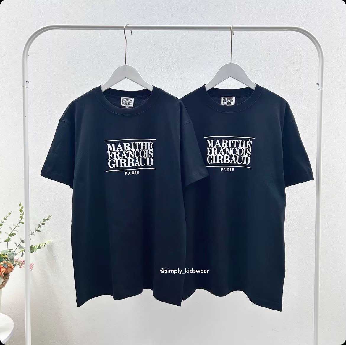 Marithe Classic T-Shirt (Unisex)