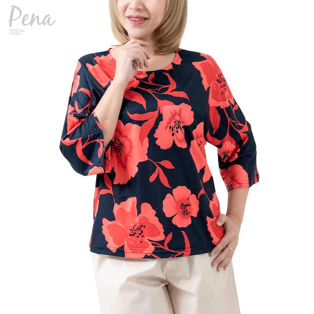 Pena house เสื้อยืดคอกลม แขนสามส่วน  ผ้าพิมพ์ลาย PSTL122401