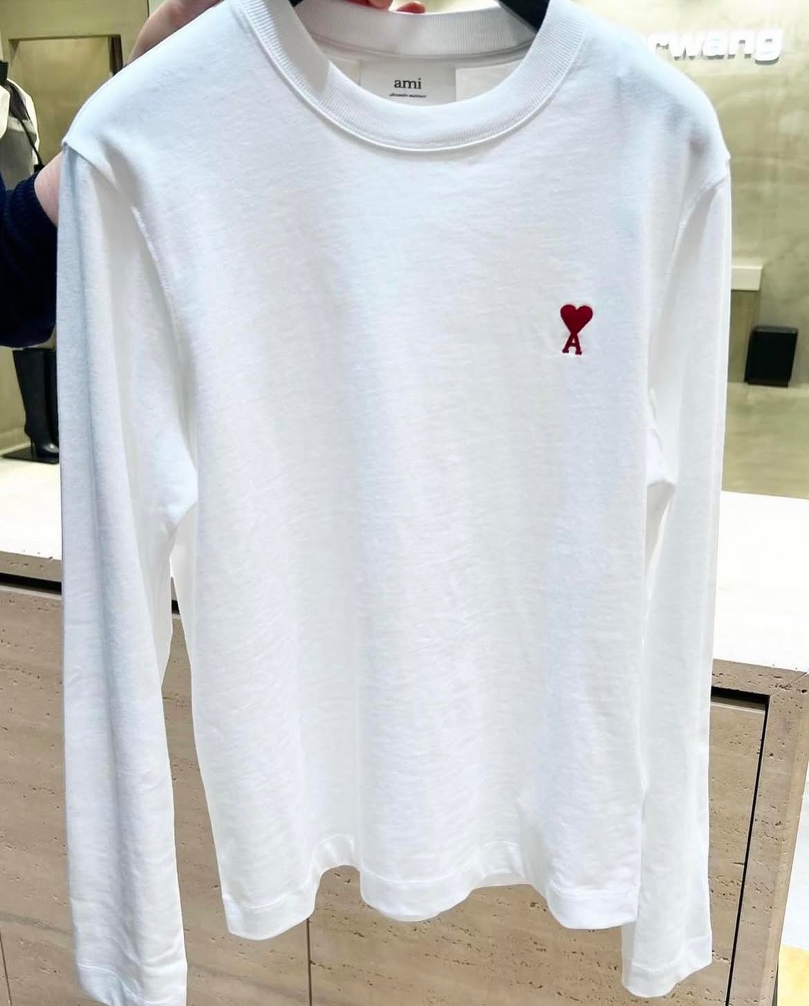 AMI de Coeur Paris  T-Shirt Unisex  White size XXS  อก 34-36“