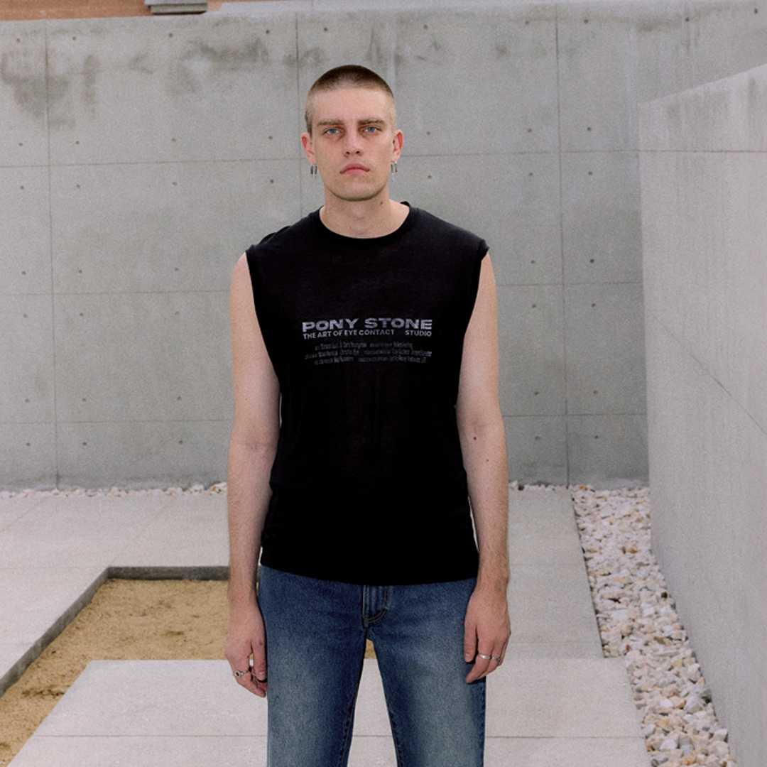 LIAM II Sleeveless t shirt