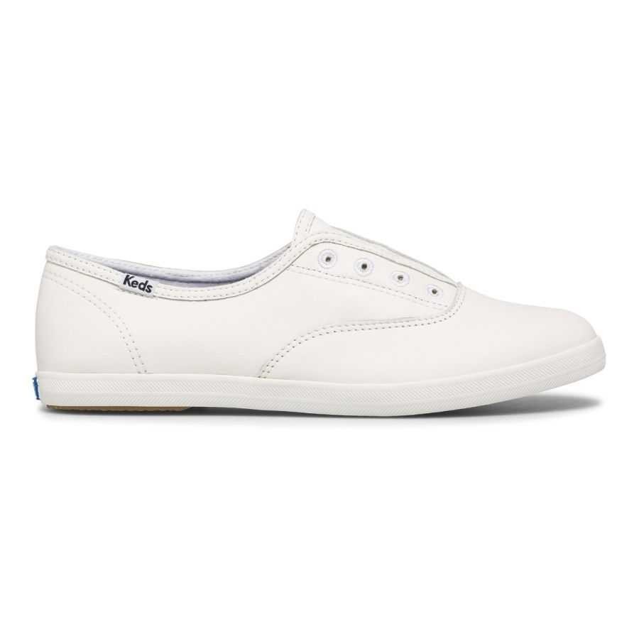 Keds รุ่น Chillax Leather รองเท้าผ้าใบหนัง ผู้หญิง สี White - WH65518