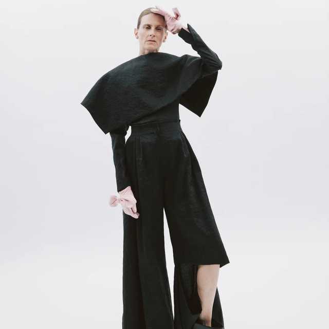 A.W.A.K.E. Slit Knee Pant - Black