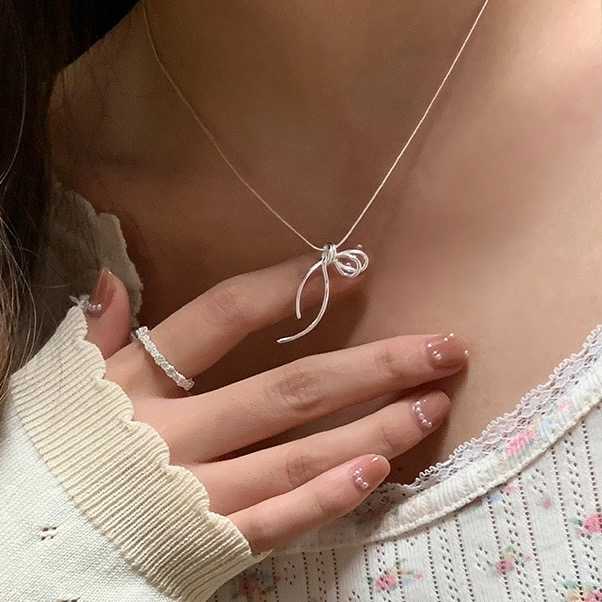 [พร้อมส่ง] ⛓️🎀 สร้อยคอมินิมอล ประดับจี้โบว์ ชิคๆ น่ารักที่สุด | QG011