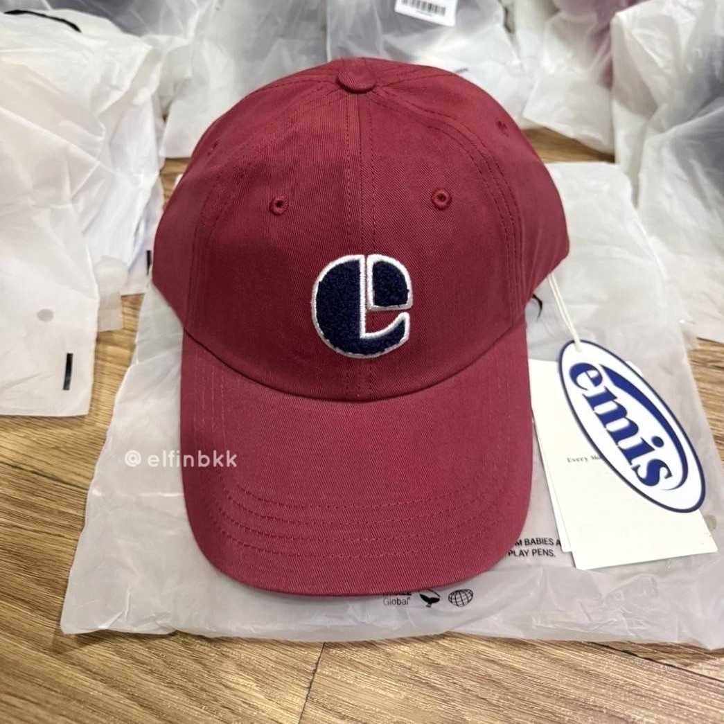 หมวกแก๊ป emis BEIGE TRIMMING BALL CAP รุ่นวินเทจ แบบลิซ่า สีแดง สีดำ สีเบจ