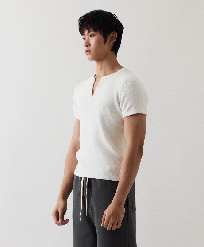 Malcolm Short-Sleeve Knitted Henley in White
