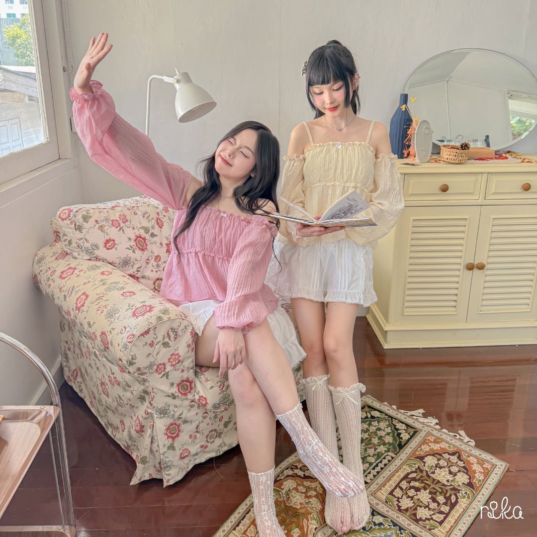 RIKA น้องไอริน เสื้อสายเดี่ยวแขนพองระบายสองชั้น