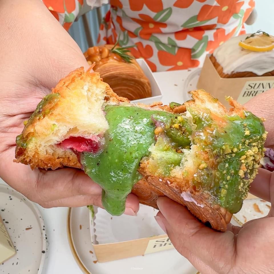 TIMBER RING: PISTACHIO RASPBERRY พิสตาชิโอราสเบอร์รี่