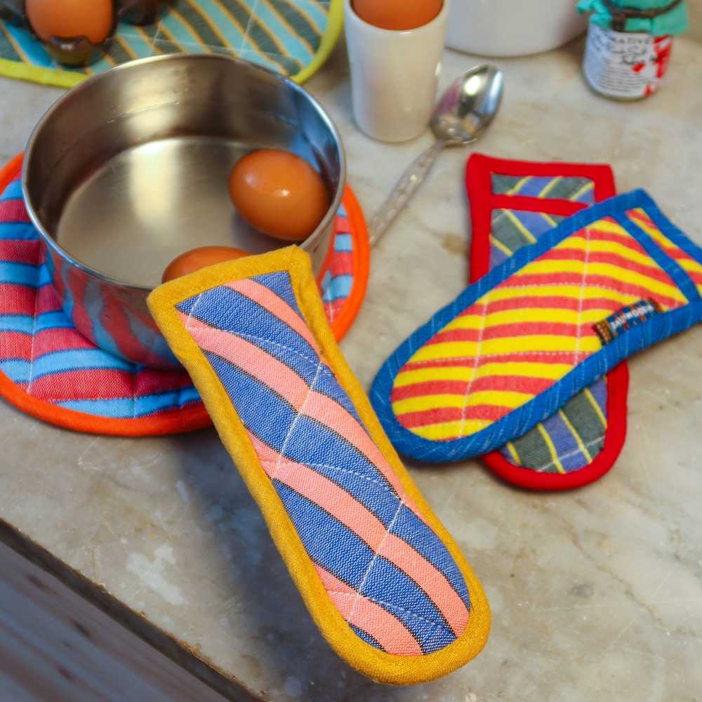 PAN HANDLE COVER / MULTI-USE GRIP SLEEVE