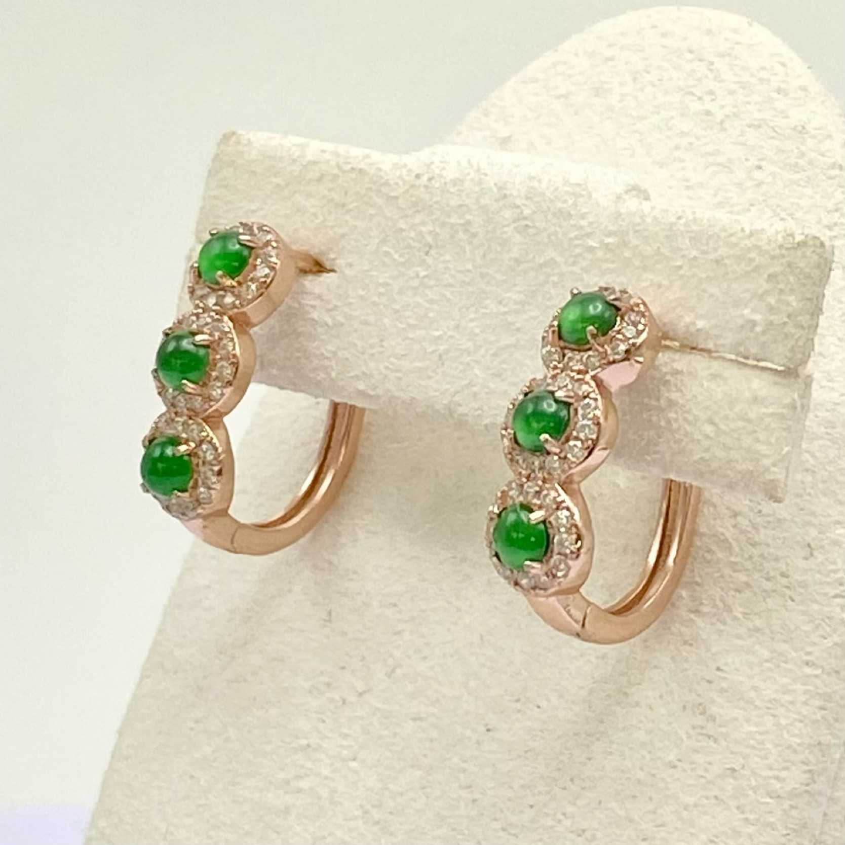 ต่างหูหินคริสตัล Green Jade / หยกเขียว 💚