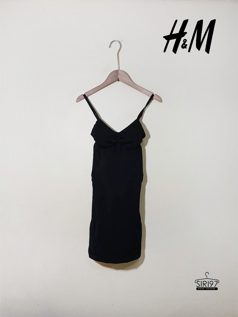 เดรสกระโปรงสายเดี่ยว ซับใน H&M สีดำ ผ้ายืด สภาพ90%