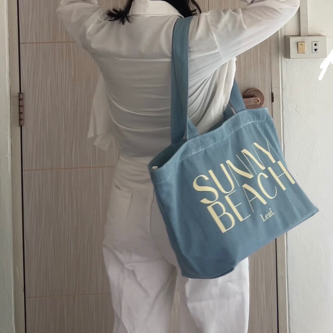DENIM TOTE “ SUNNY BEACH Leaf. “
