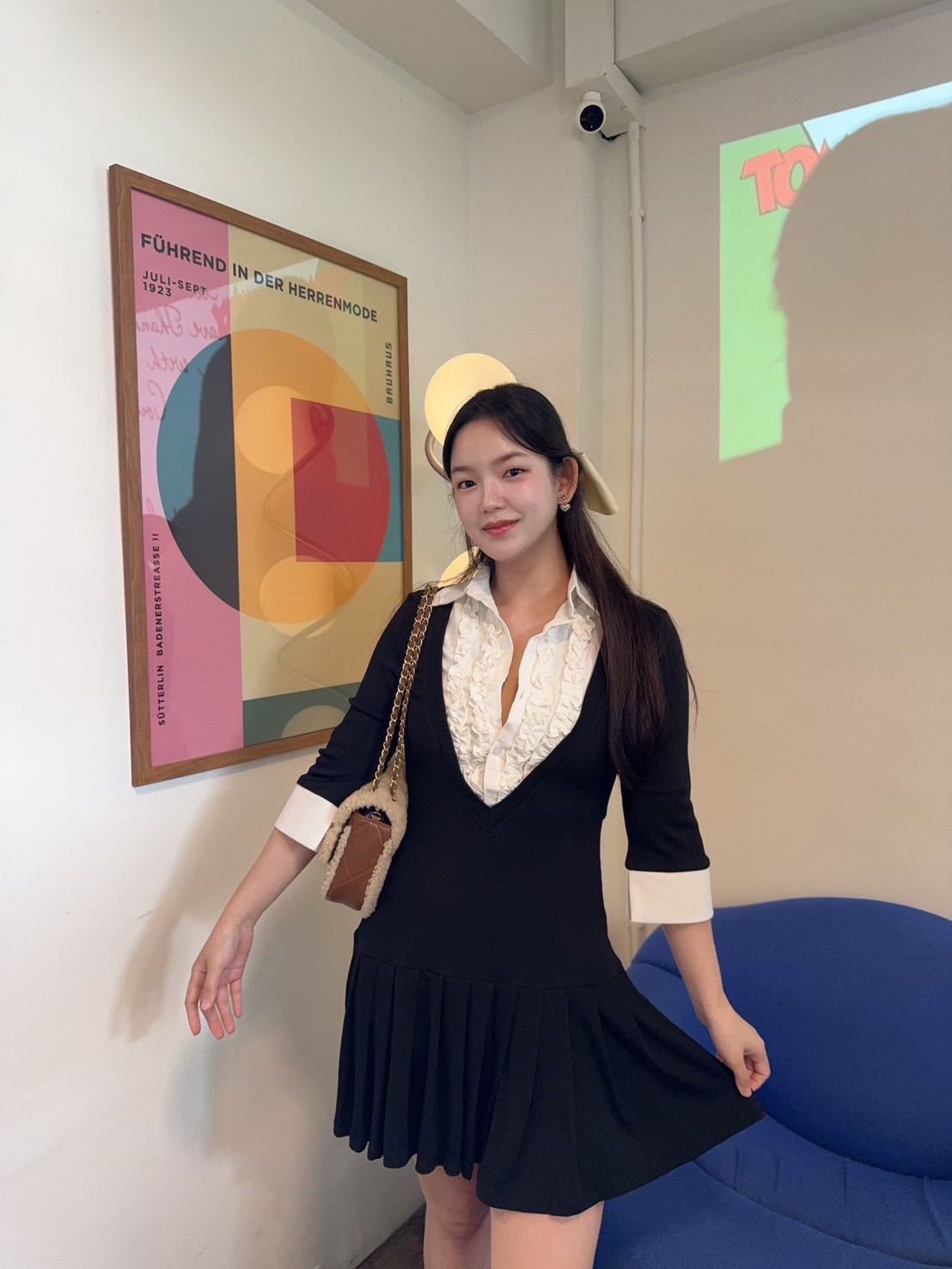 M344 : Classic Black & White Dress
