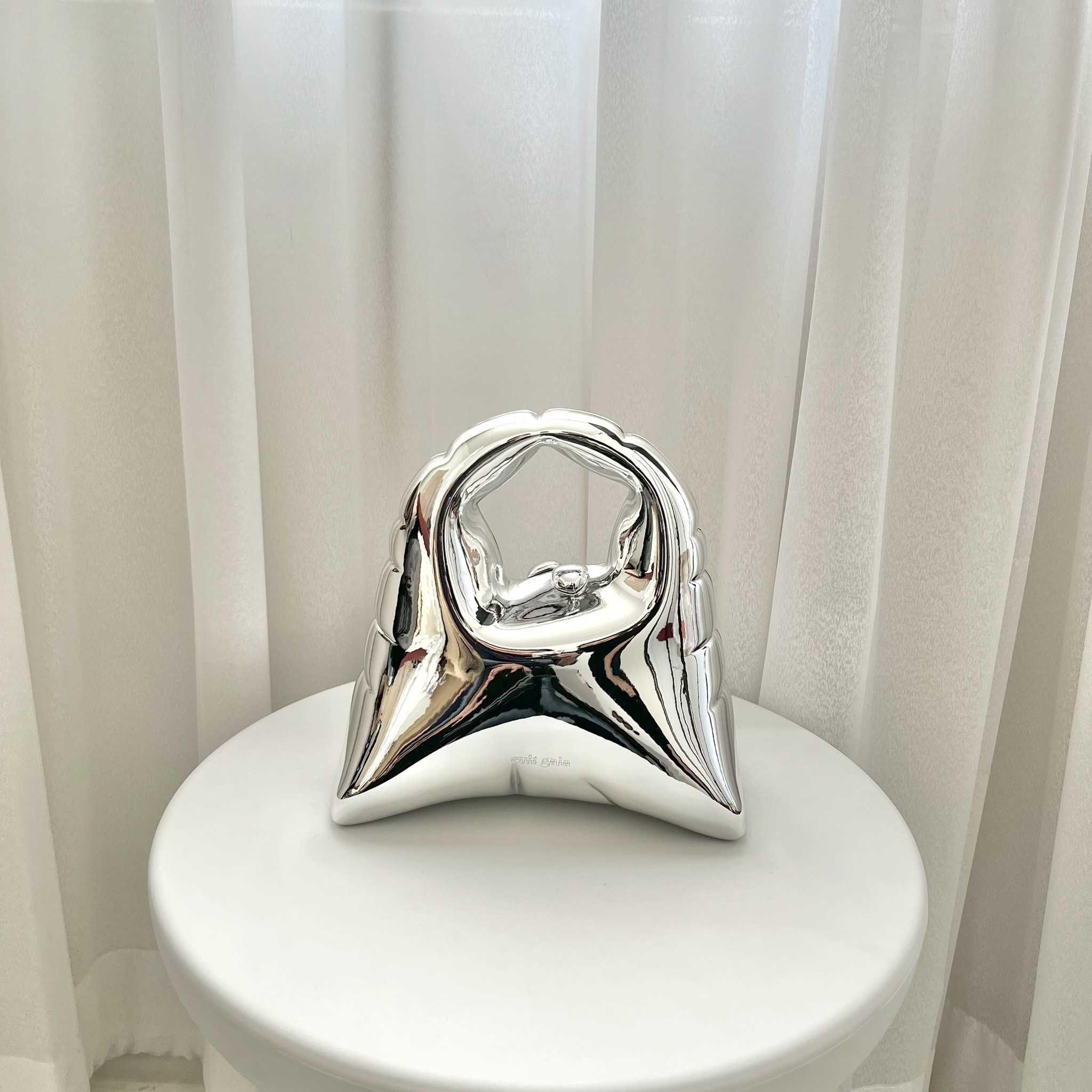 Cult Gaia INARA BAG - SHINY SILVER