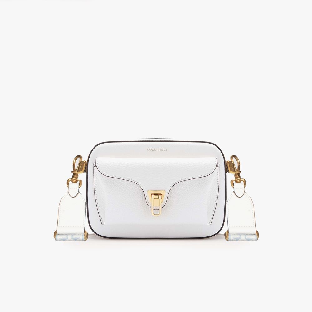 Coccinelle รุ่น Beat Soft Ribbon กระเป๋าสะพายผู้หญิง สี BRILLANT WHITE ขนาด 21X15X7 cm