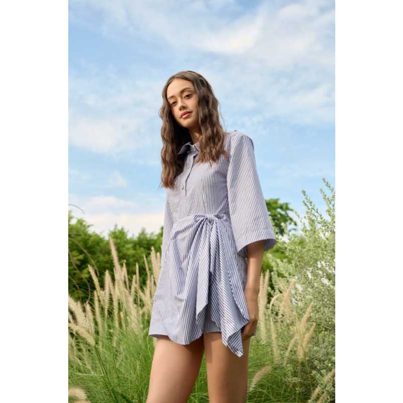 STRIP BOW DRESS WITH COLLAGEN FIBER