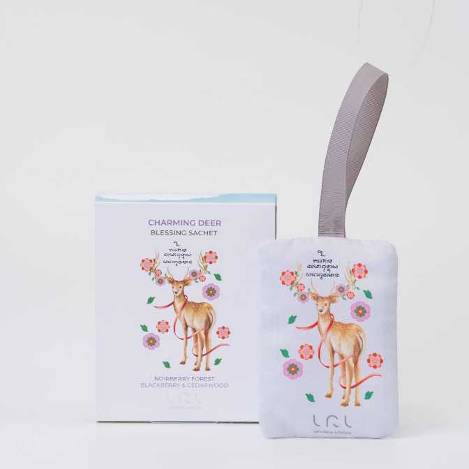 ถุงหอม LRL Noirberry Forest Blessing Sachet 40 g. (กลิ่น Blackberry & Cedarwood)