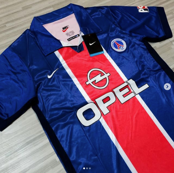 Paris Saint Germain 1998/1999 Home เสื้อบอลปารีสแซ็ง-แชร์กแมง ย้อนยุค 1998/1999