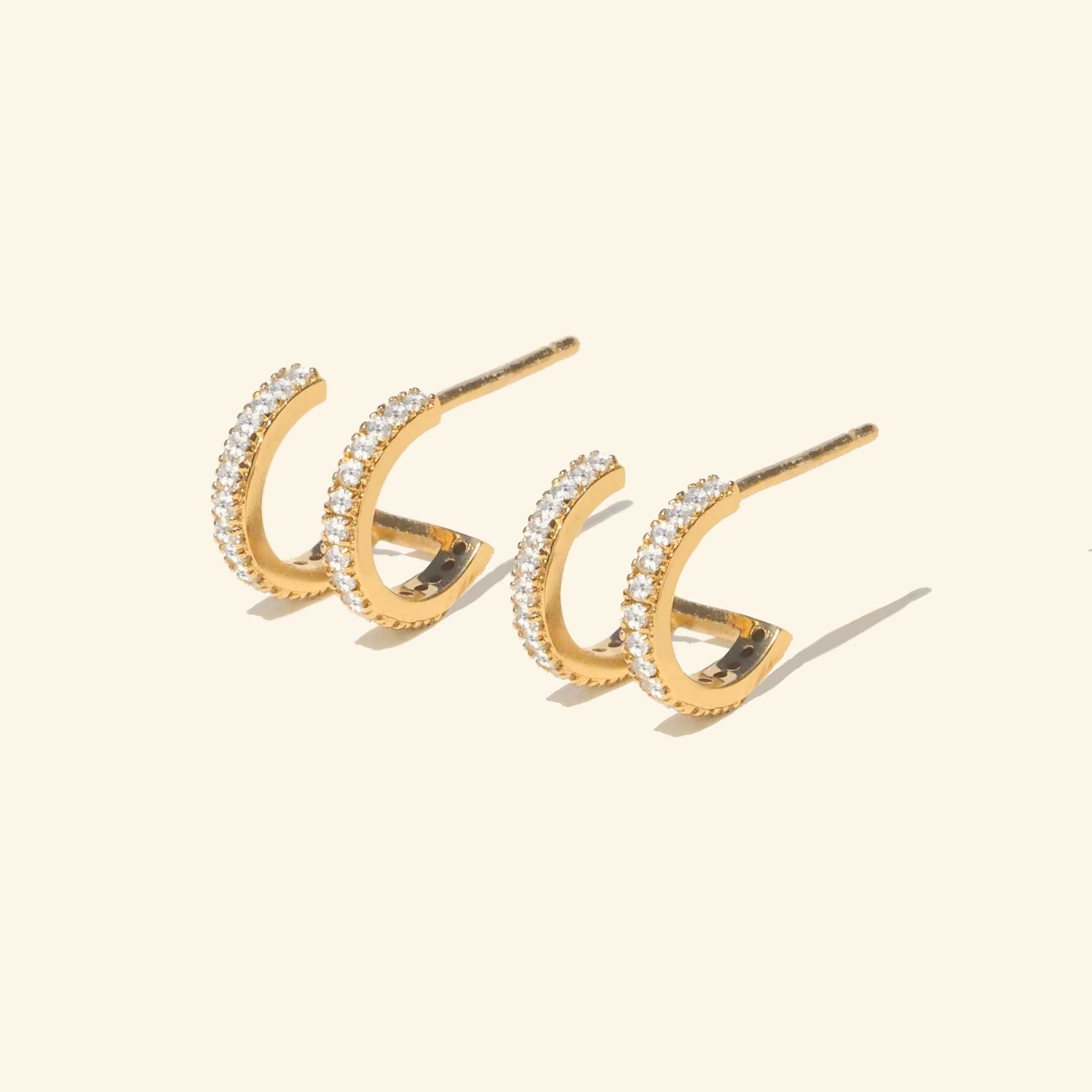 ต่างหูคริสตัลดับเบิ้ลบาร์ (Crystal Double Bar Earrings)